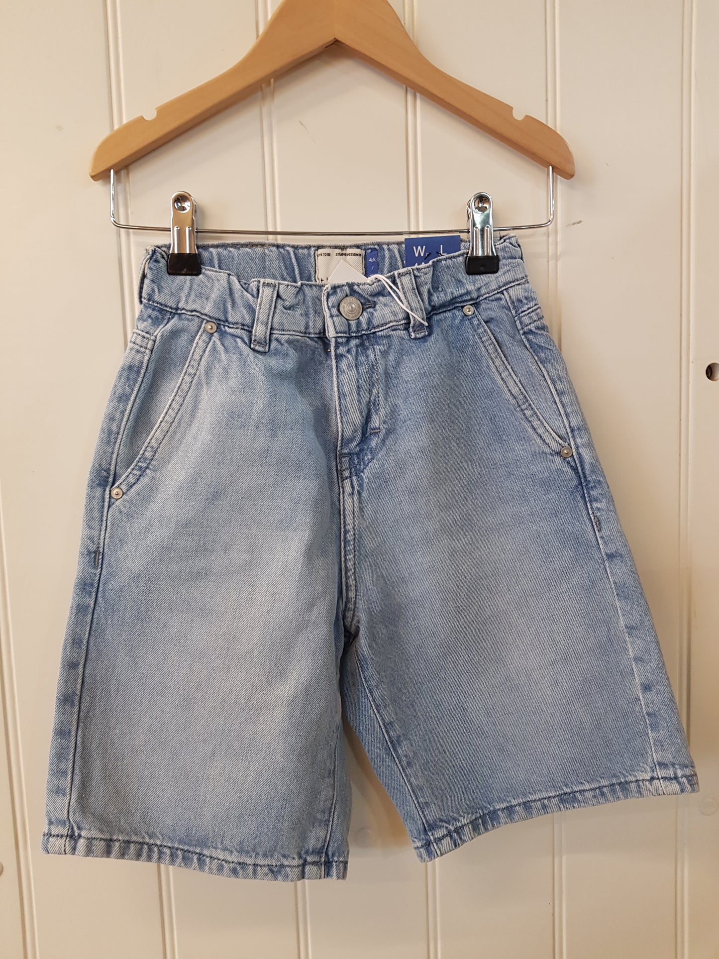 NOOS - Veron Boys - Bermuda - Arlais Wash